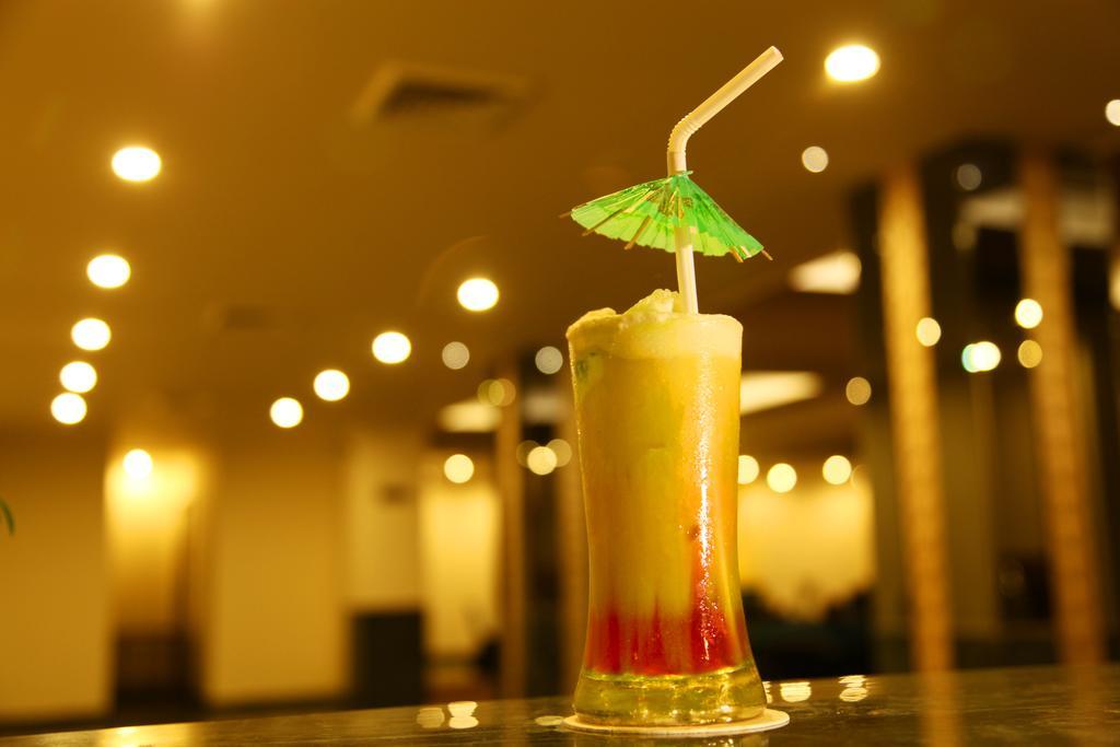 Continent Nakodar Hotel & Resorts エクステリア 写真