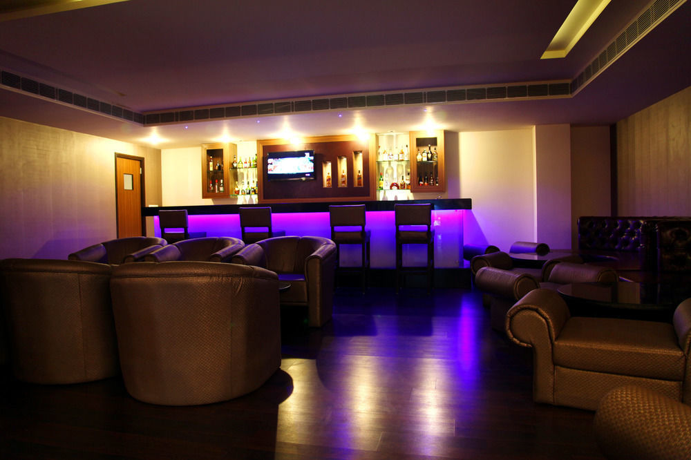 Continent Nakodar Hotel & Resorts エクステリア 写真